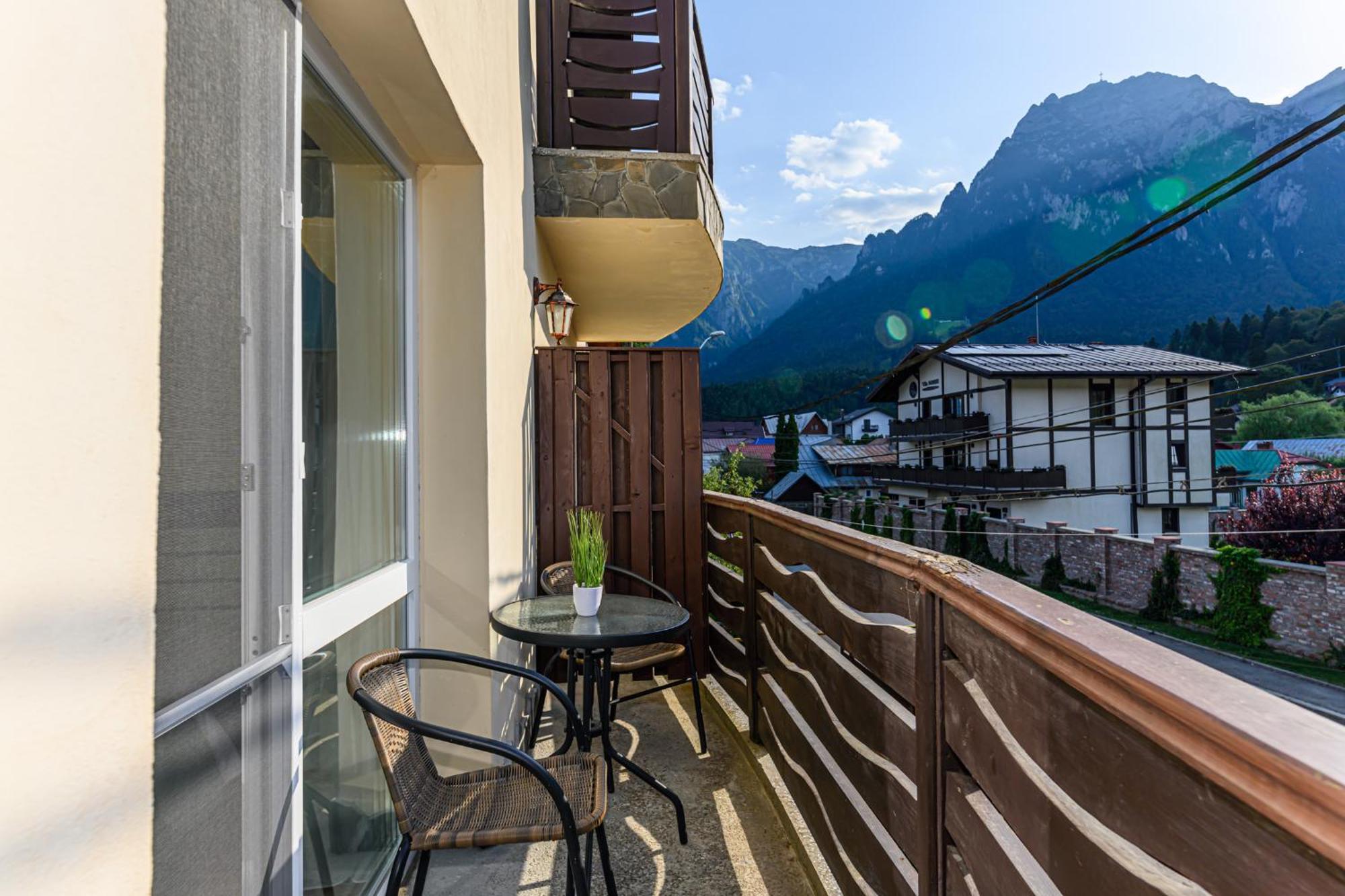 Casa Ramino Hotel Busteni Luaran gambar