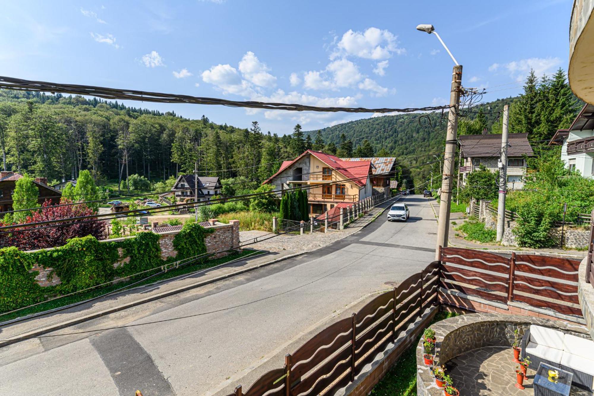 Casa Ramino Hotel Busteni Luaran gambar